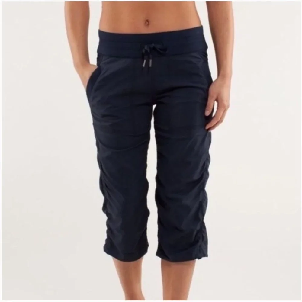 Lululemon Athletica Dance Studio Black Pants - Picture 4 of 11